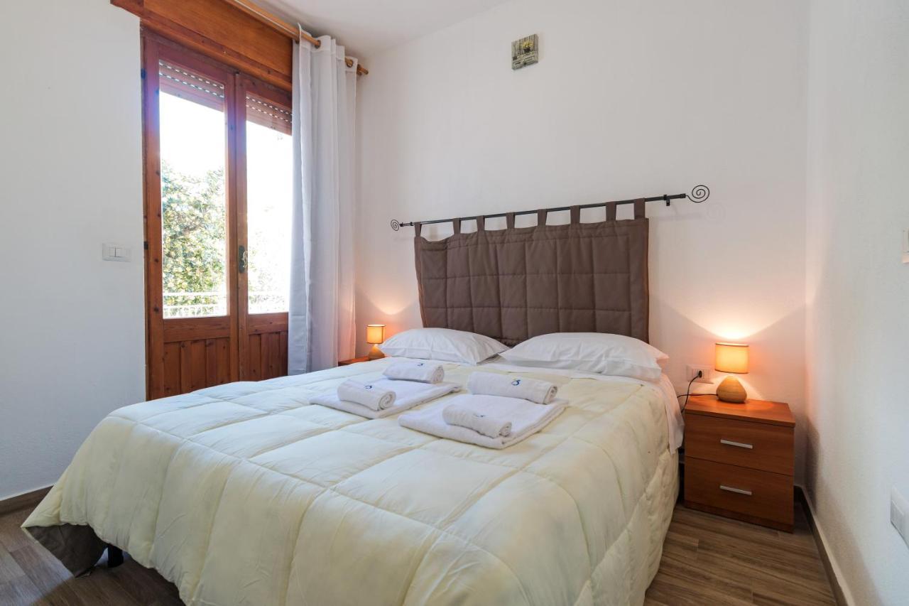 Casa Riccio Appartement Cala Gonone Buitenkant foto
